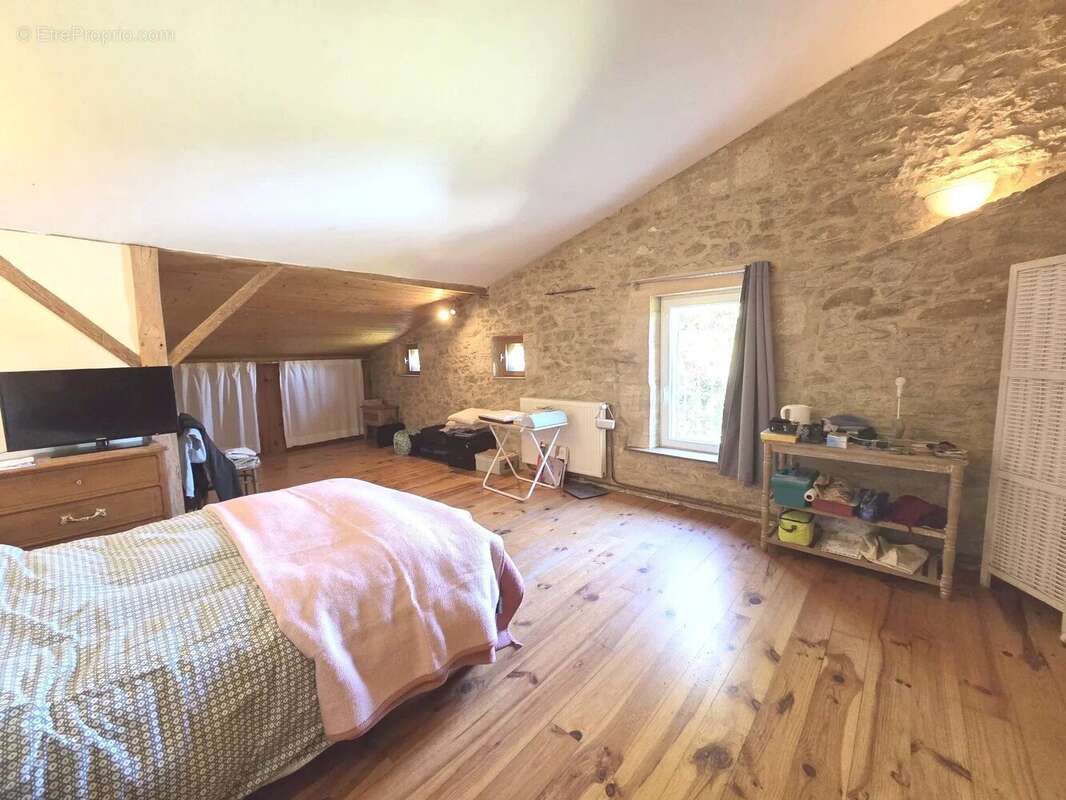 Maison à MONSEGUR