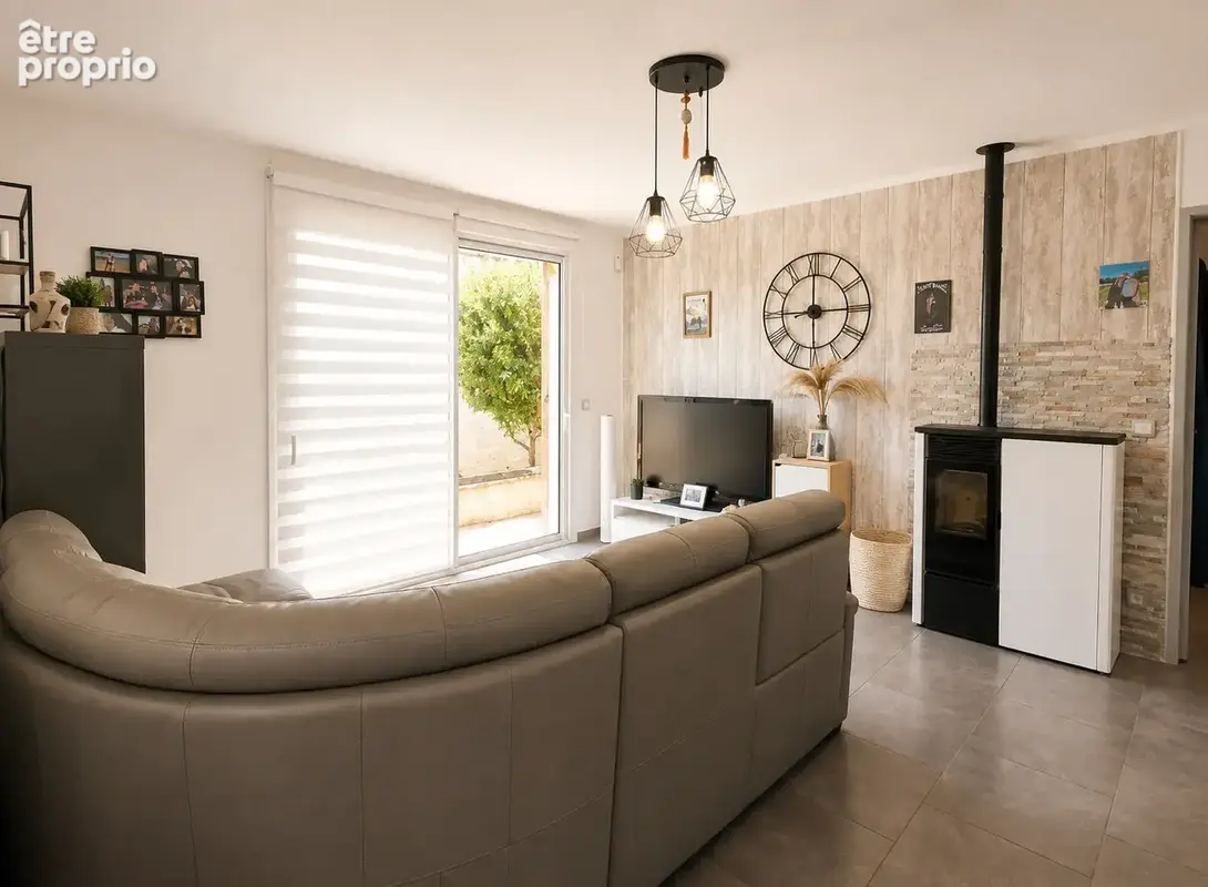 Pélissanne   Villa de 92 m2 5 pièces avec 4 chambres et jardin de 429 m2 - photo 8