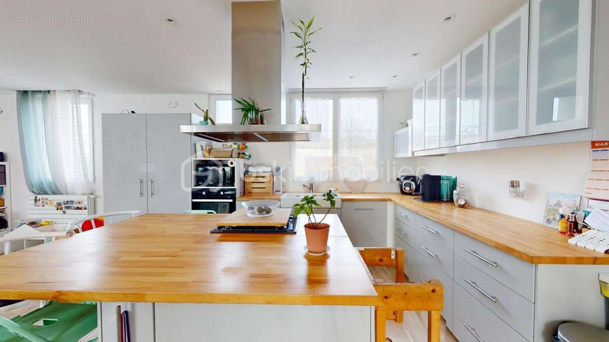 Maison à VILLENEUVE-SAINT-GEORGES