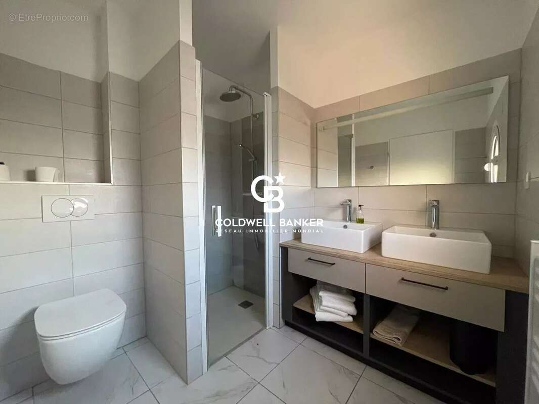 Appartement à SAINT-CYPRIEN