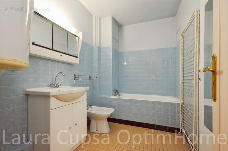 Appartement à FRESNES