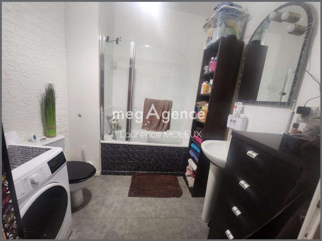 Appartement à LA CAPELLE-LES-BOULOGNE