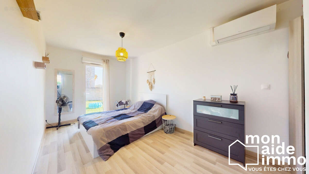 Maison à FARGUES-SAINT-HILAIRE