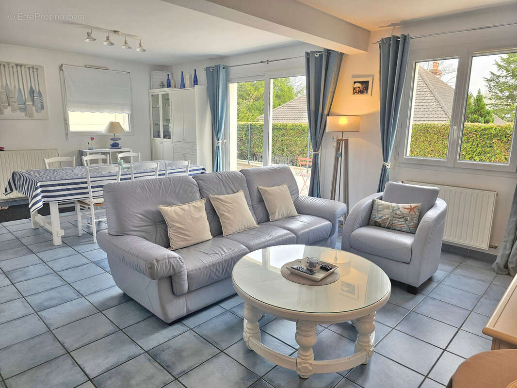 Maison à MERVILLE-FRANCEVILLE-PLAGE