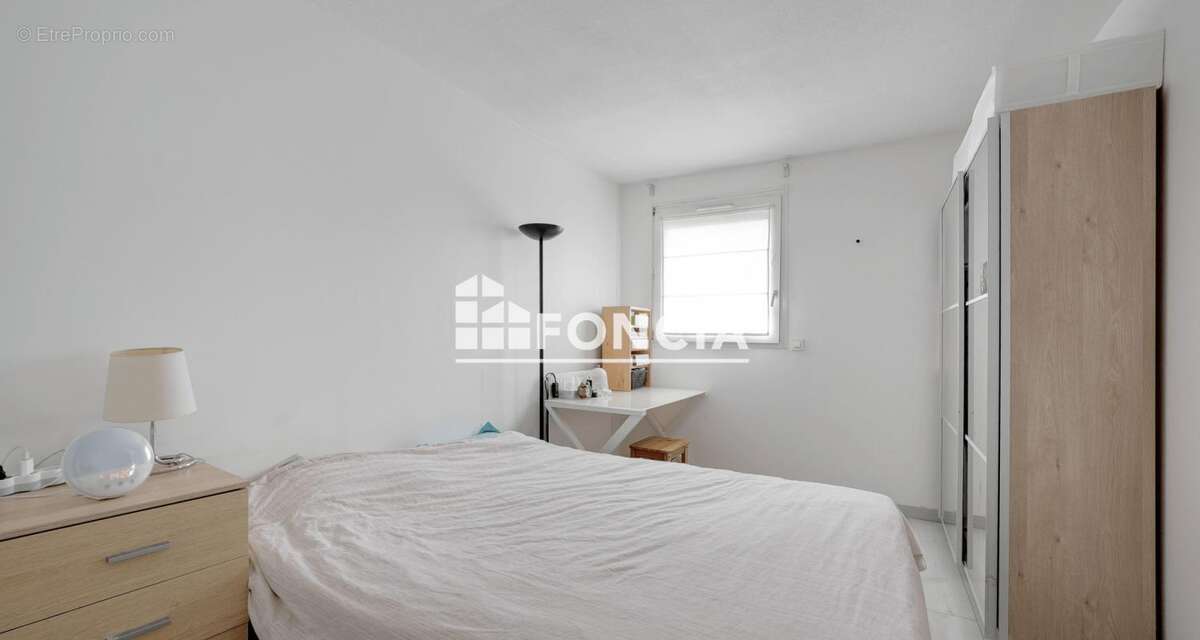 Appartement à LE PLESSIS-ROBINSON