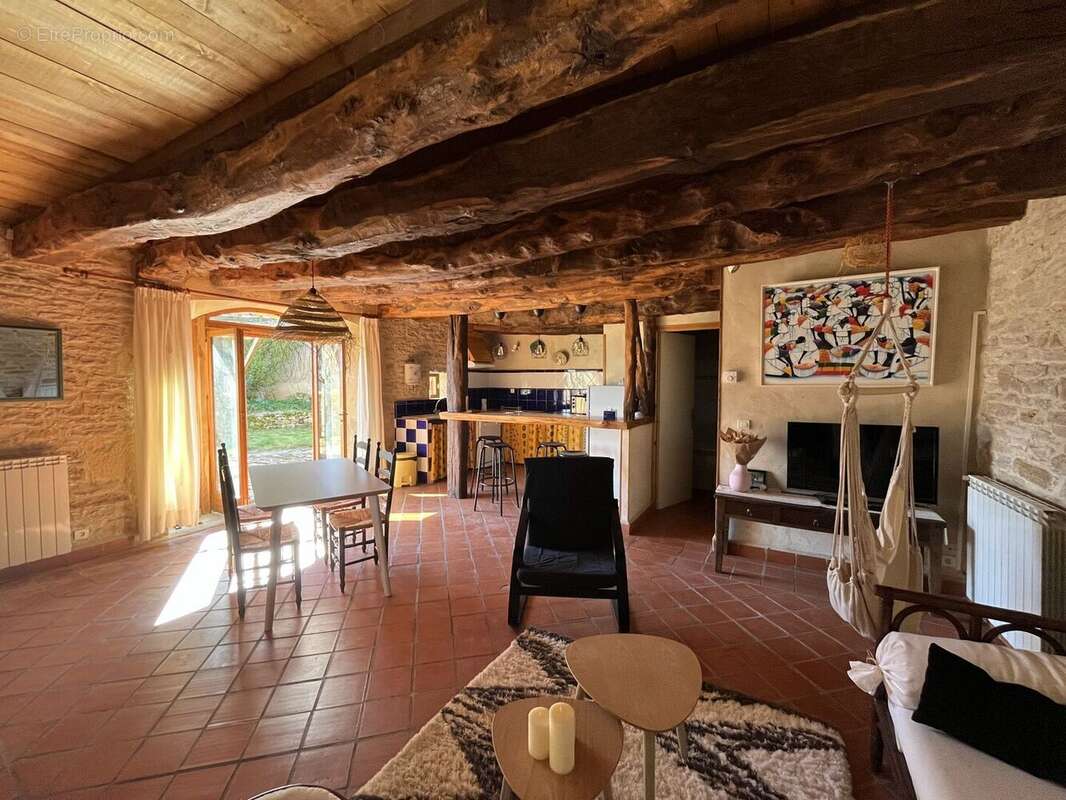 Pièce à vivre - Maison à CAPDENAC-GARE