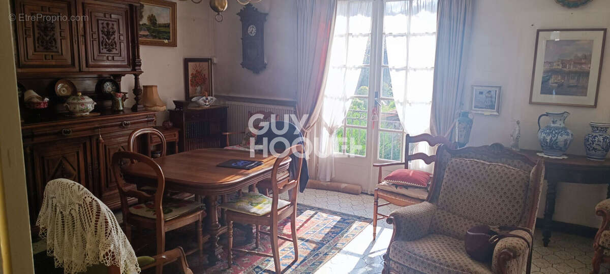 Maison à CIBOURE