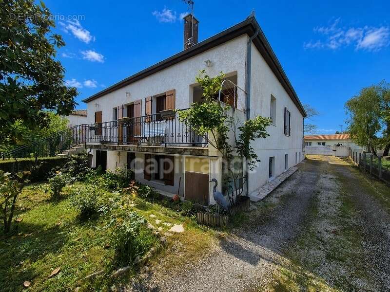 Maison à SAINT-SULPICE-DE-ROYAN