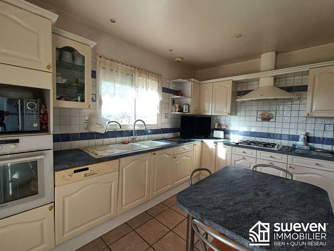 Maison à CASTELNAU-PICAMPEAU