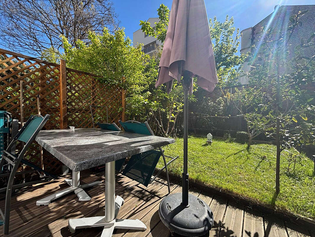 2  P en  Duplex avec jardin à Paris 15 - photo 2