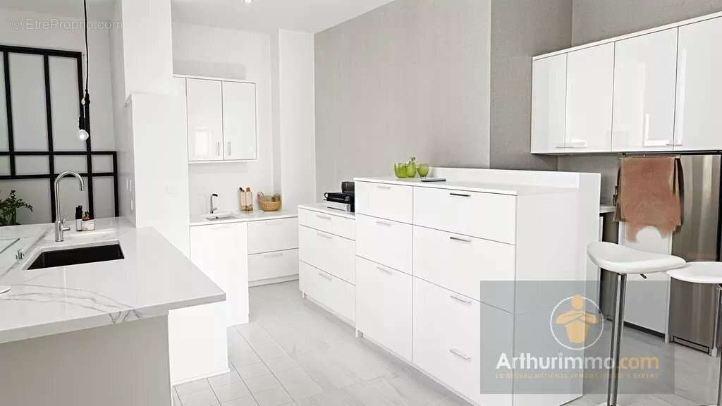 Appartement à BORMES-LES-MIMOSAS