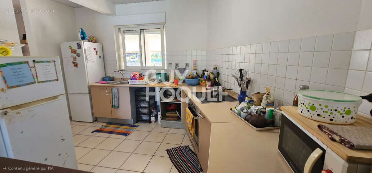 Appartement à REMIRE-MONTJOLY