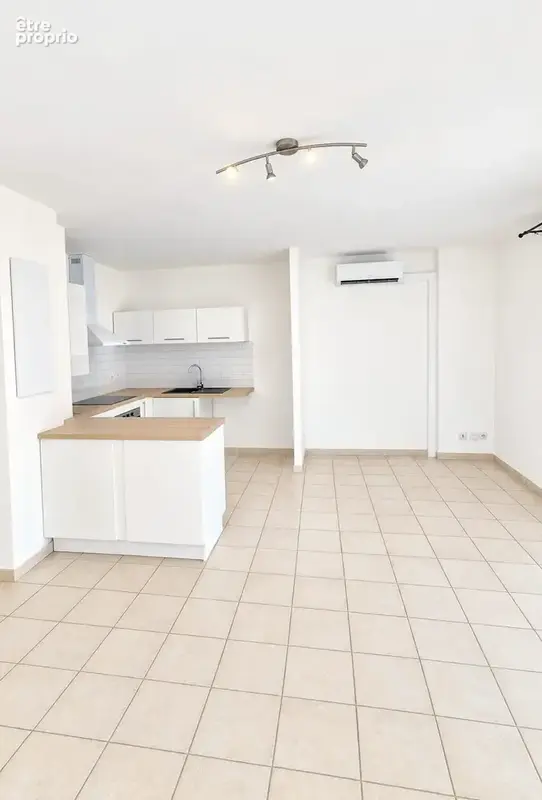 Appartement 2 pièces 45 m² à vendre à Marseille-13e (13013) - photo 2