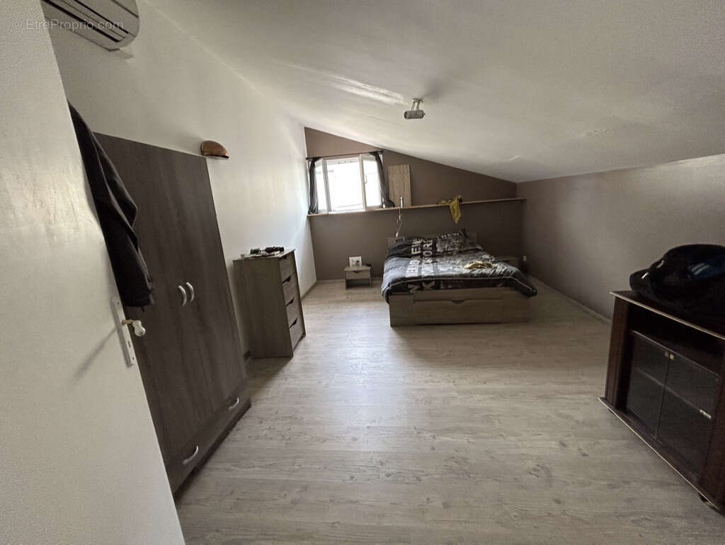 Appartement à SAINT-DENIS-DE-PILE