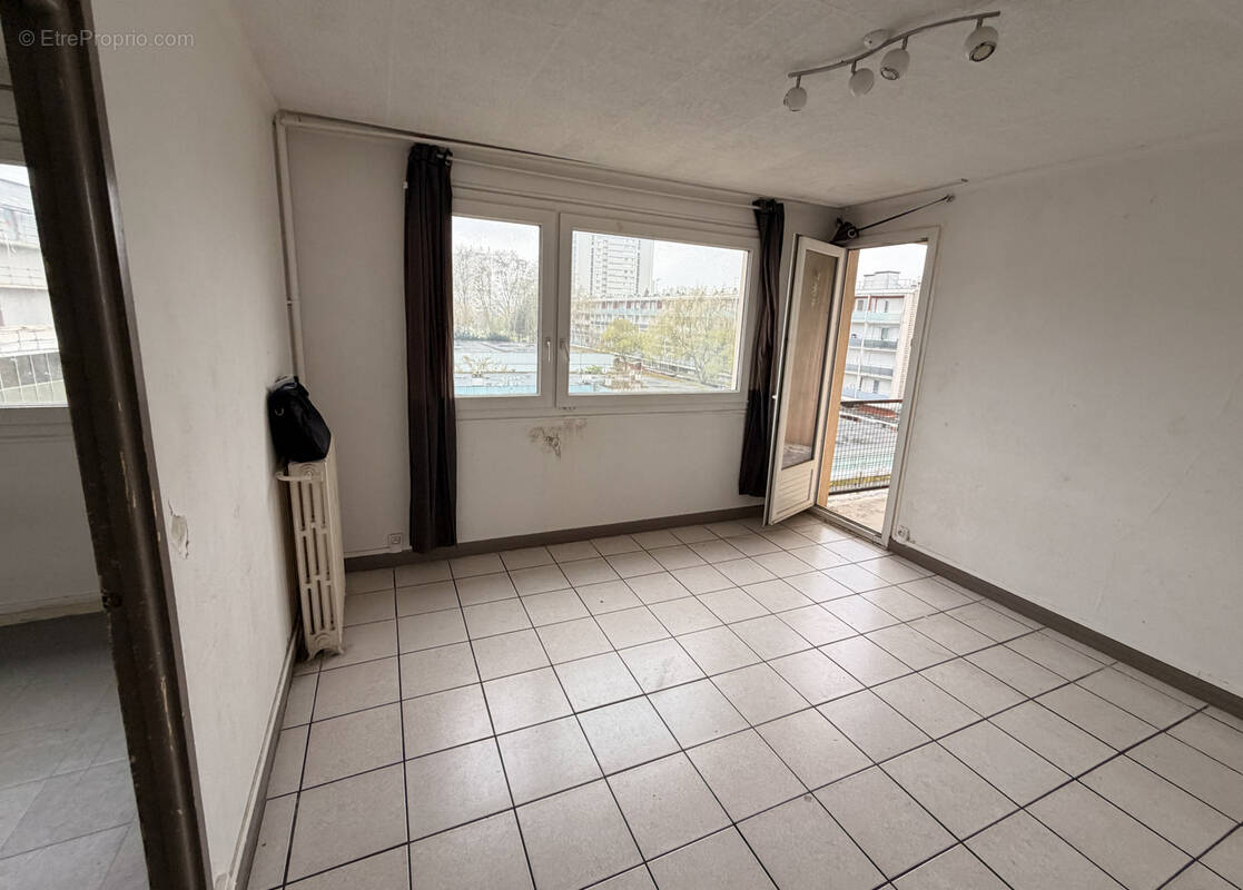 Appartement à RIS-ORANGIS