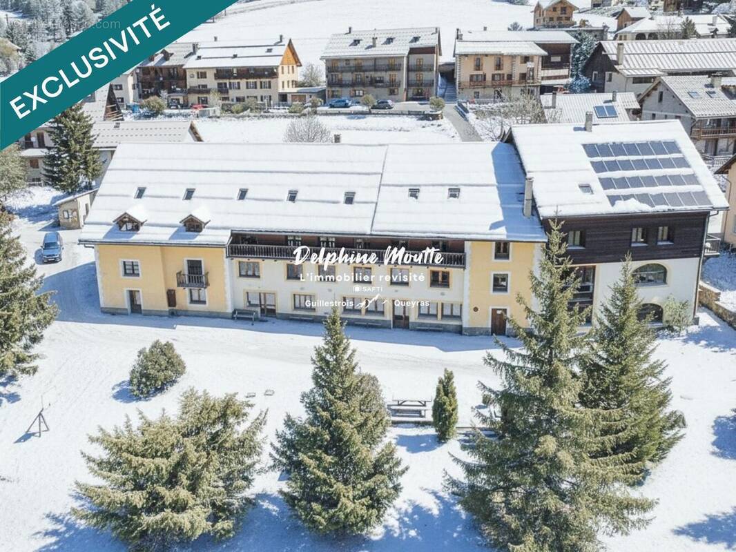 Photo 1 - Commerce à ARVIEUX