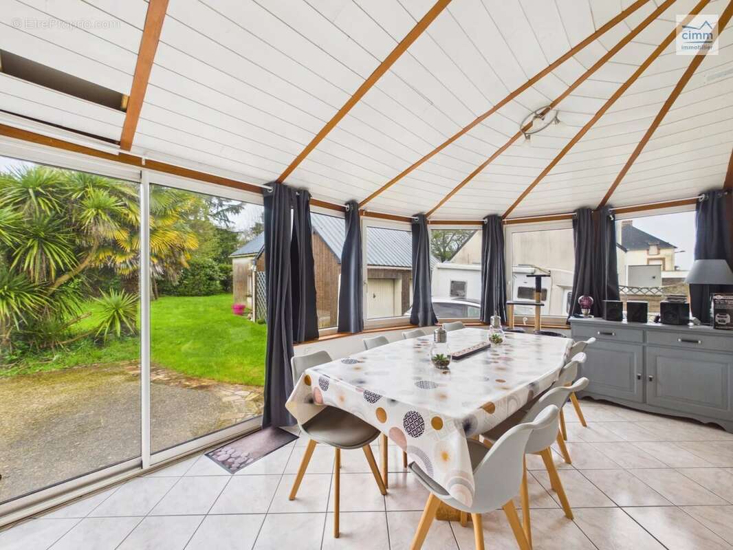 Maison à LES BRULAIS