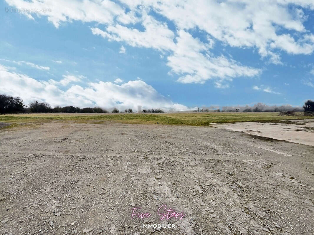 Terrain à DOMMARY-BARONCOURT
