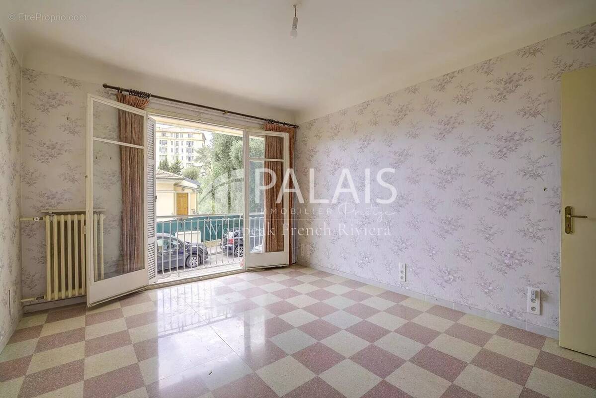 Appartement à MENTON