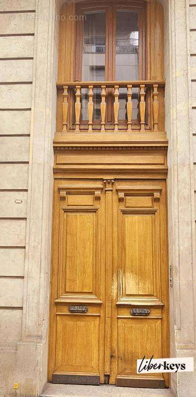 Appartement à PARIS-18E