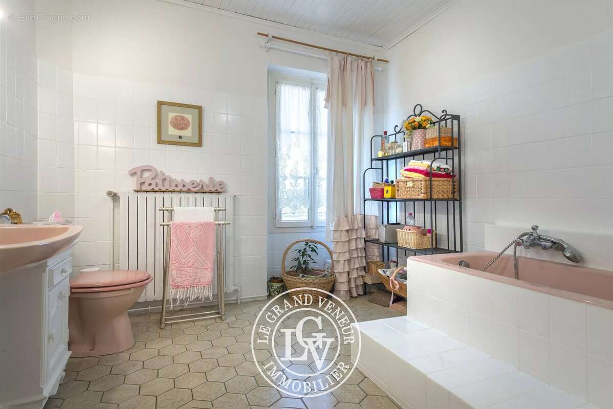 Maison à FONTAINEBLEAU