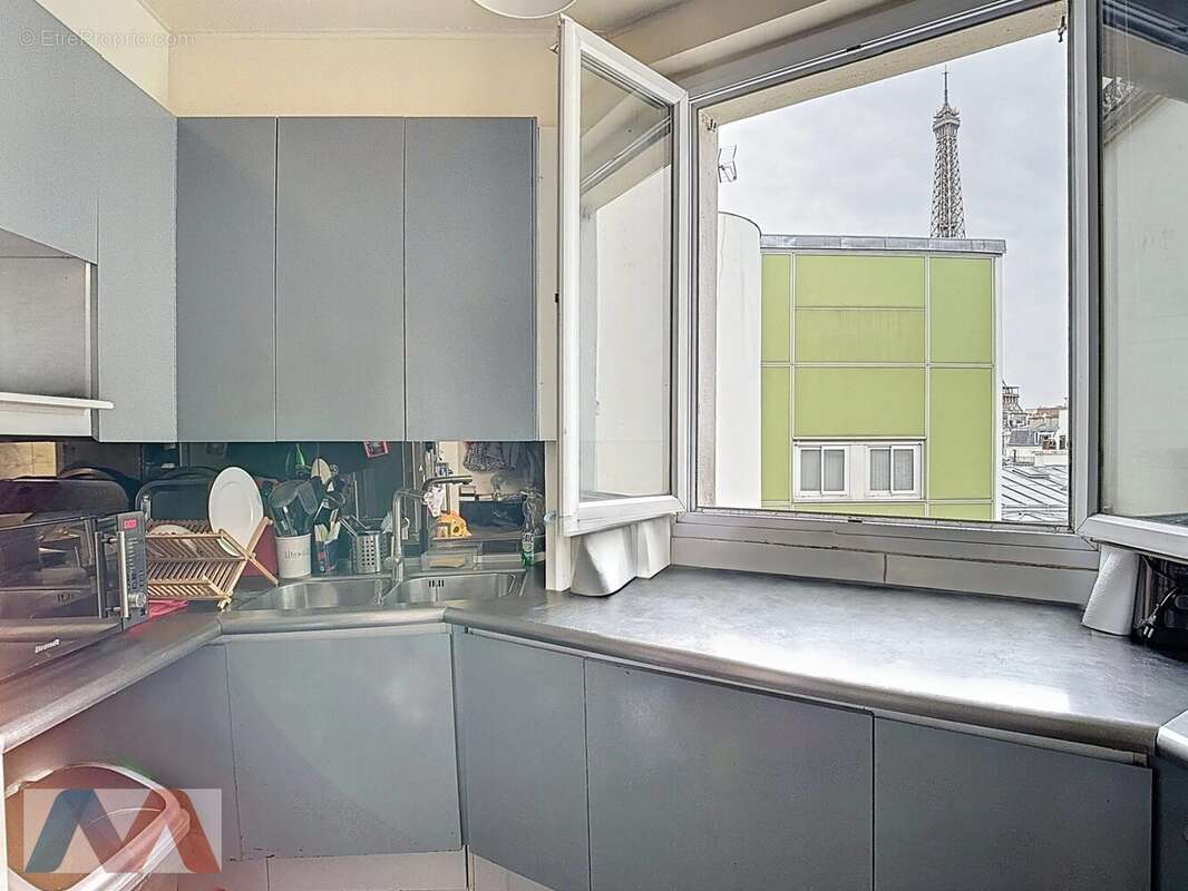 Appartement à PARIS-7E