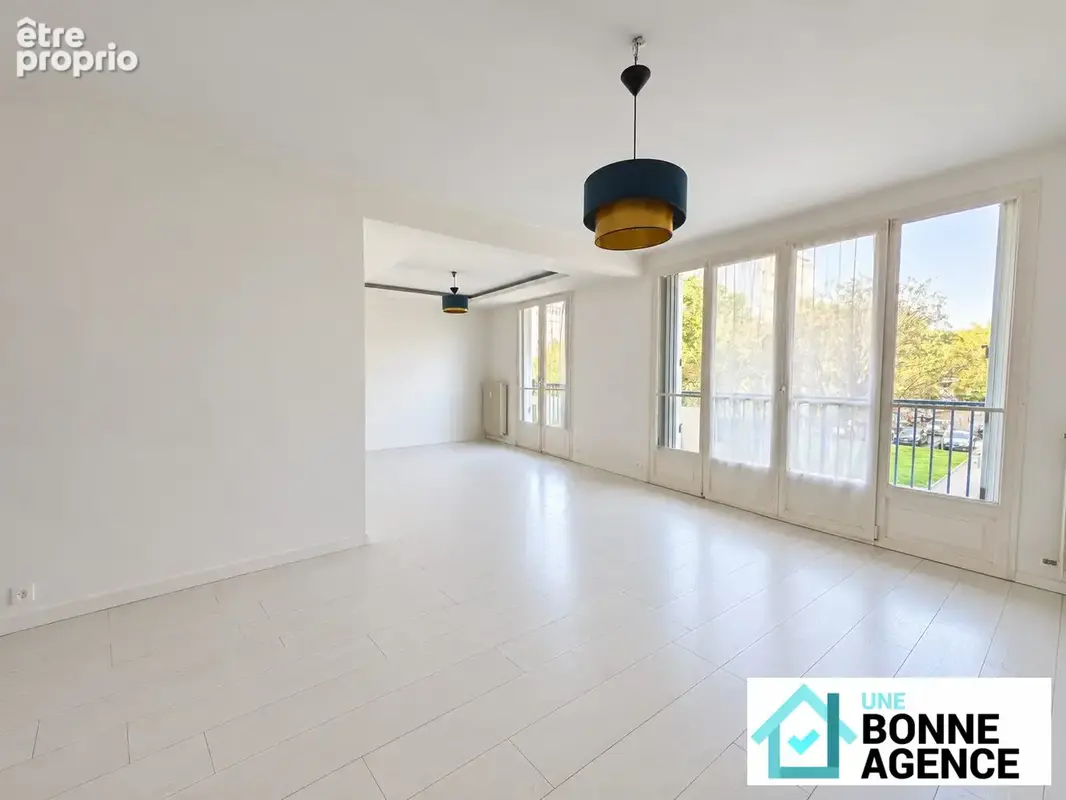Appartement 4 pièces 82 m² à vendre à Tours (37200) - photo 1