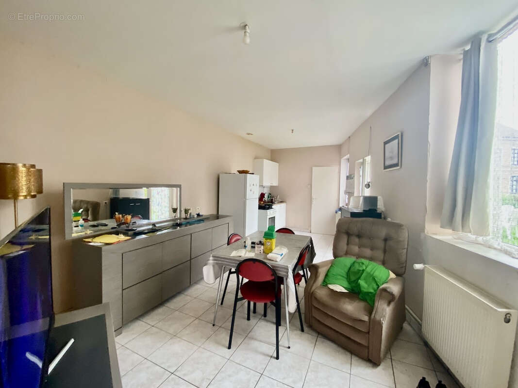 Appartement à SOLRE-LE-CHATEAU