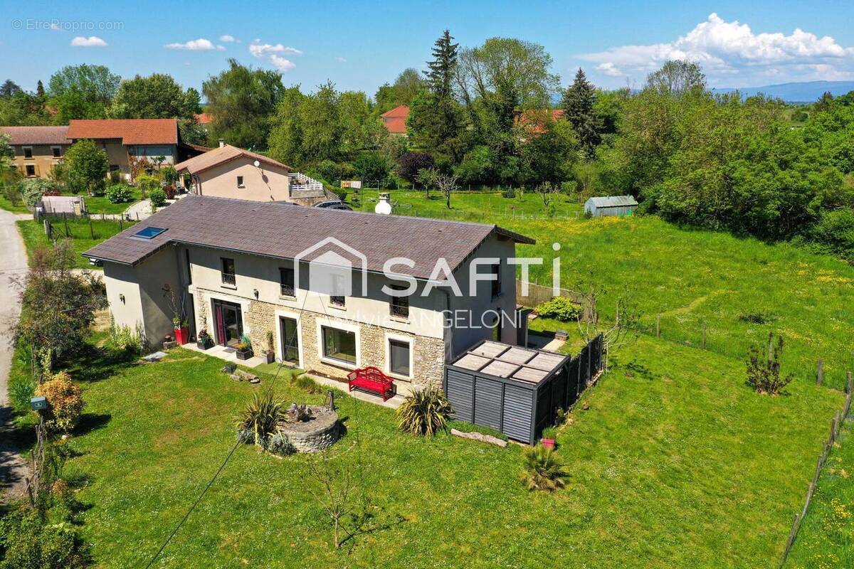 Photo 1 - Maison à TORCHEFELON
