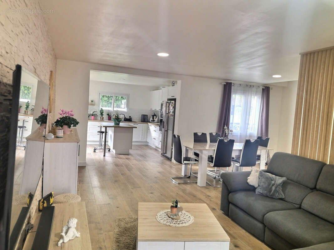 Maison à BOUTIGNY-PROUAIS