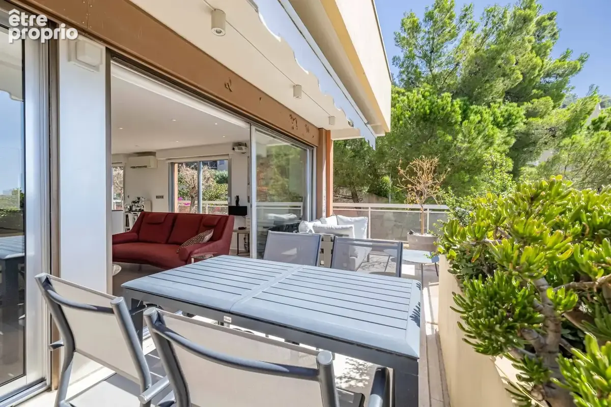 Nice Mont Boron – Appartement dernier étage d’angle 61 m² – Vue mer – Terrasses – Piscine - photo 4