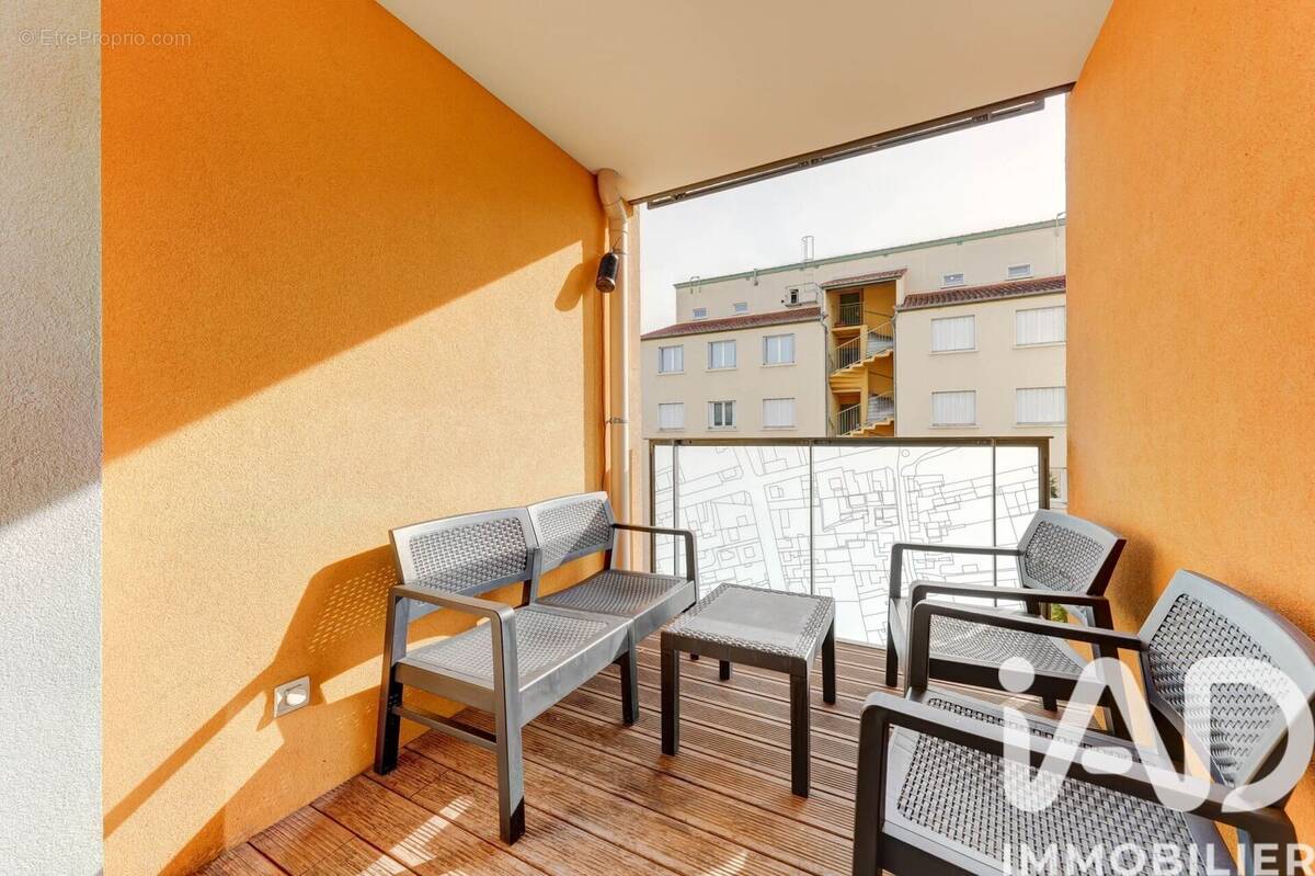 Photo 1 - Appartement à VENISSIEUX