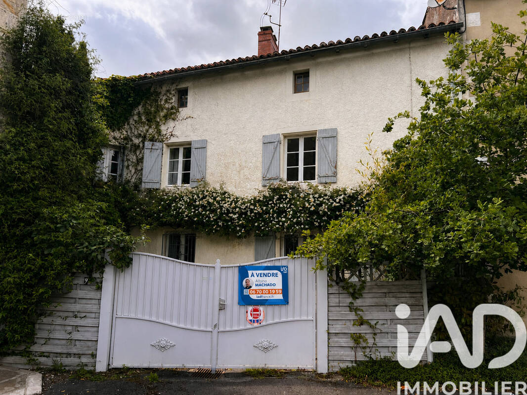 Photo 1 - Maison à SAINT-ROMAIN