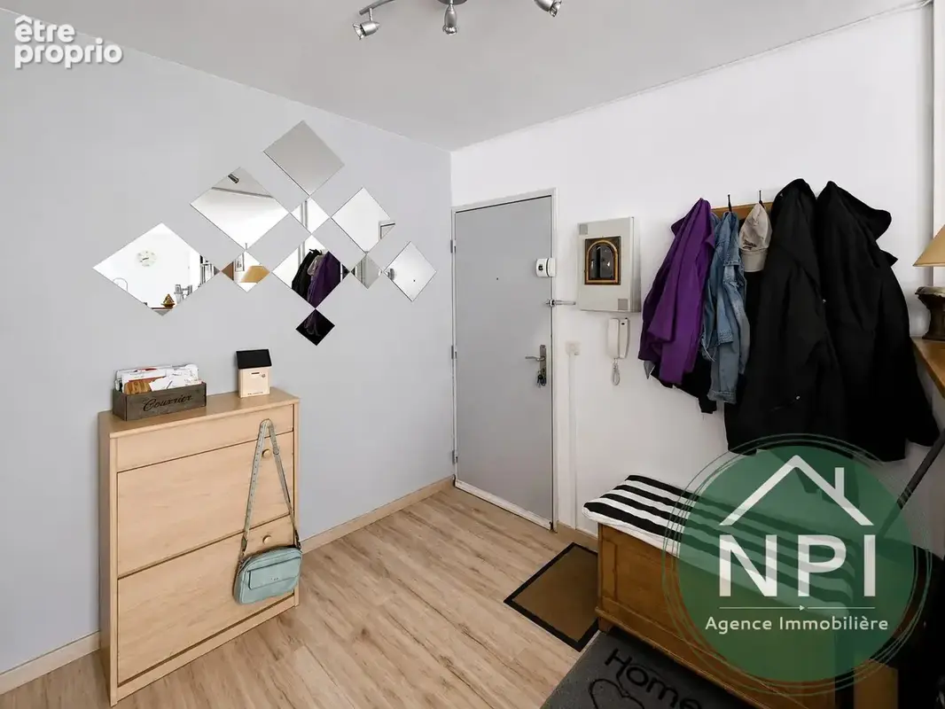 Appartement 4 pièces 78 m² à vendre à Melun (77000) - photo 2