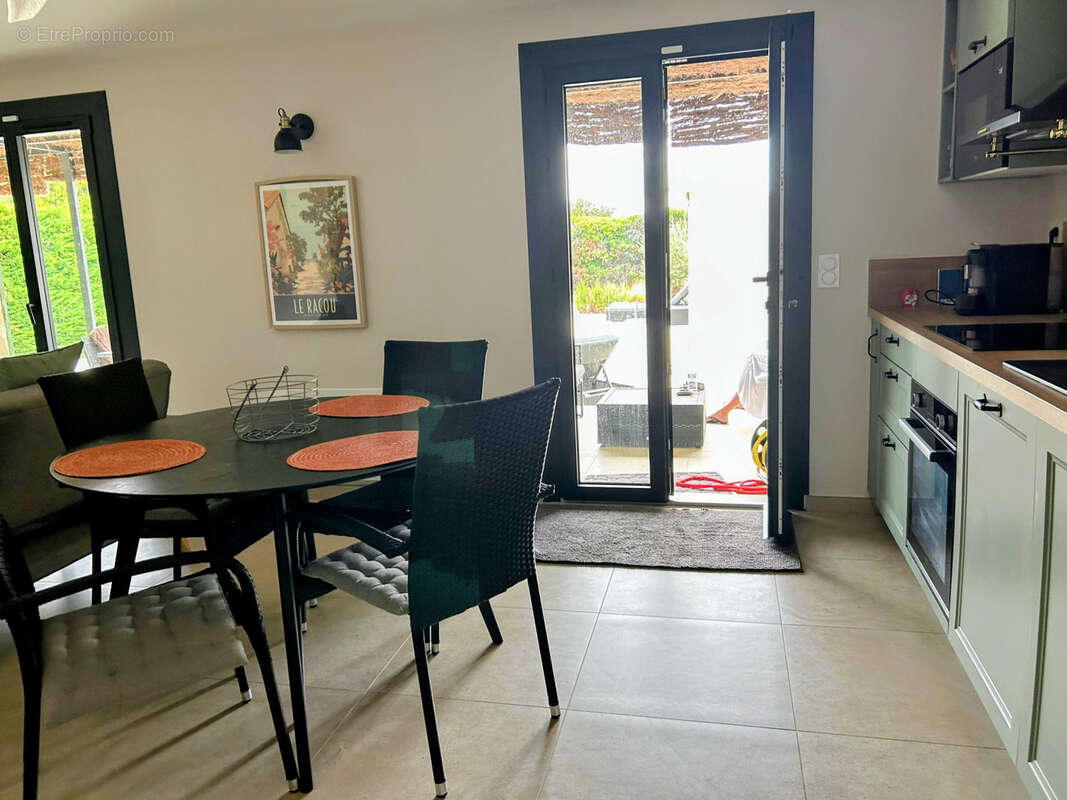 Maison à LAROQUE-DES-ALBERES