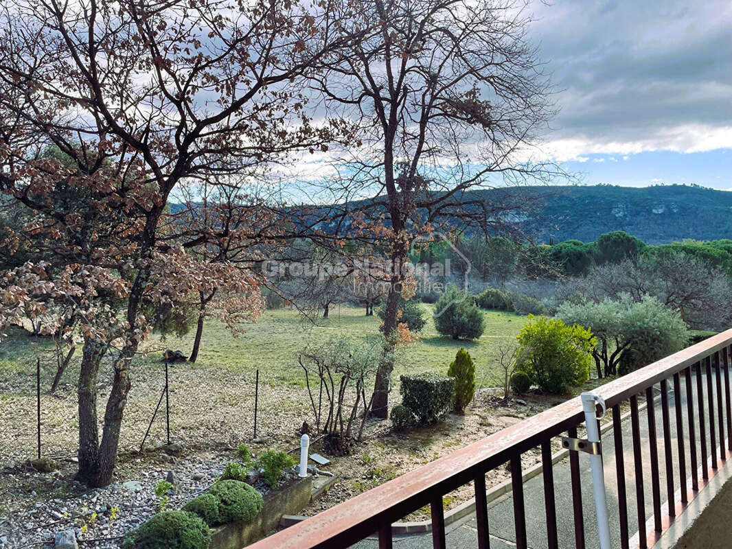 Appartement à GREOUX-LES-BAINS