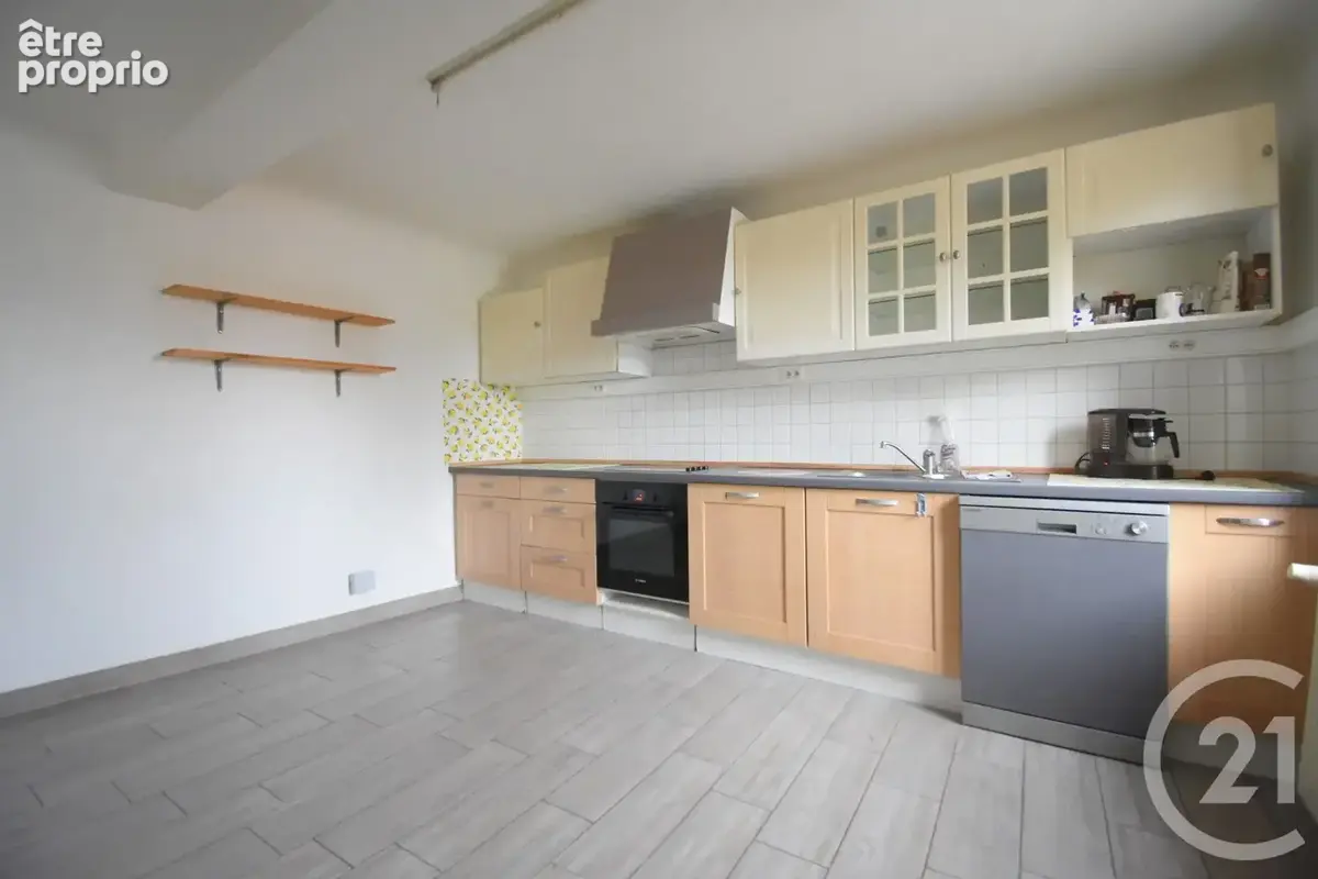 Maison 4 pièces 123 m² à vendre à Le Vernet (03200) - photo 3