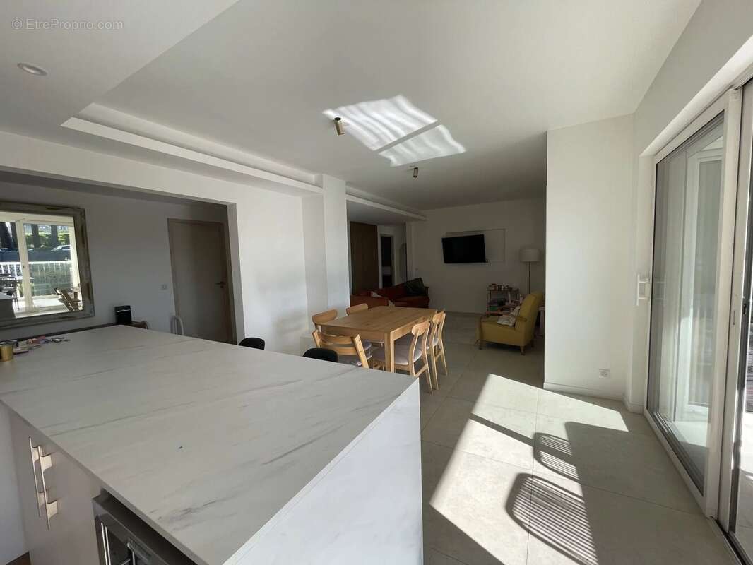 Appartement 4 pièces, Tassigny Cannes - photo 2