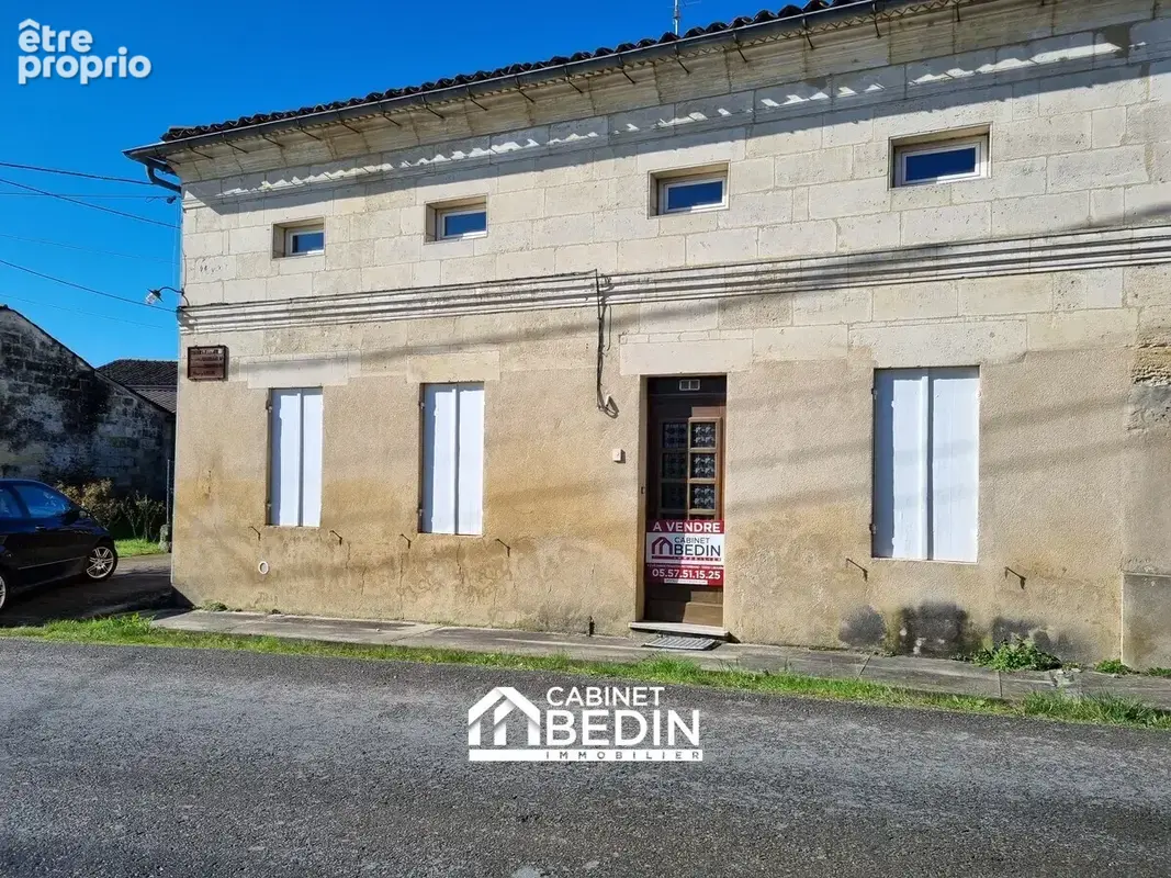 Maison 3 pièces 68 m² à vendre à Lussac (33570) - photo 1