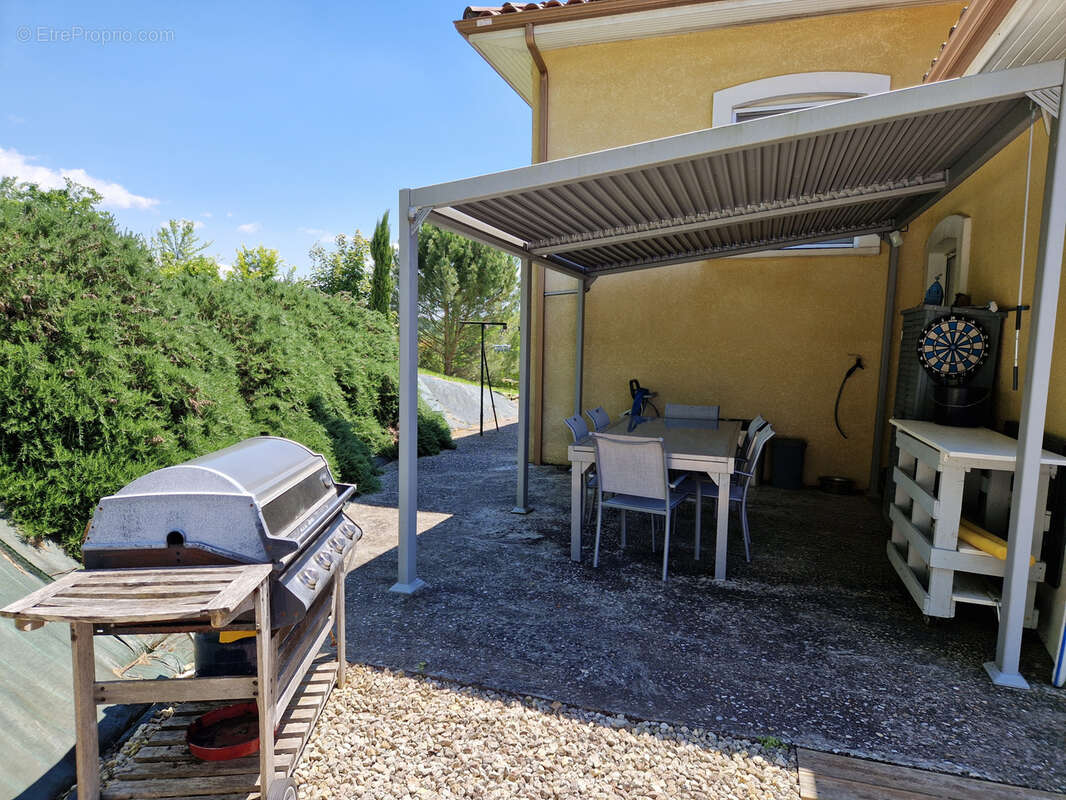 Maison à MONFLANQUIN