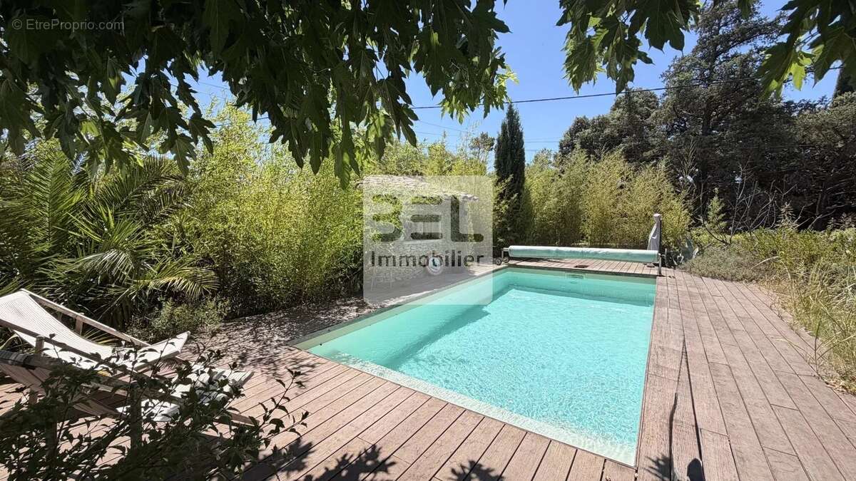 Maison à ARAMON