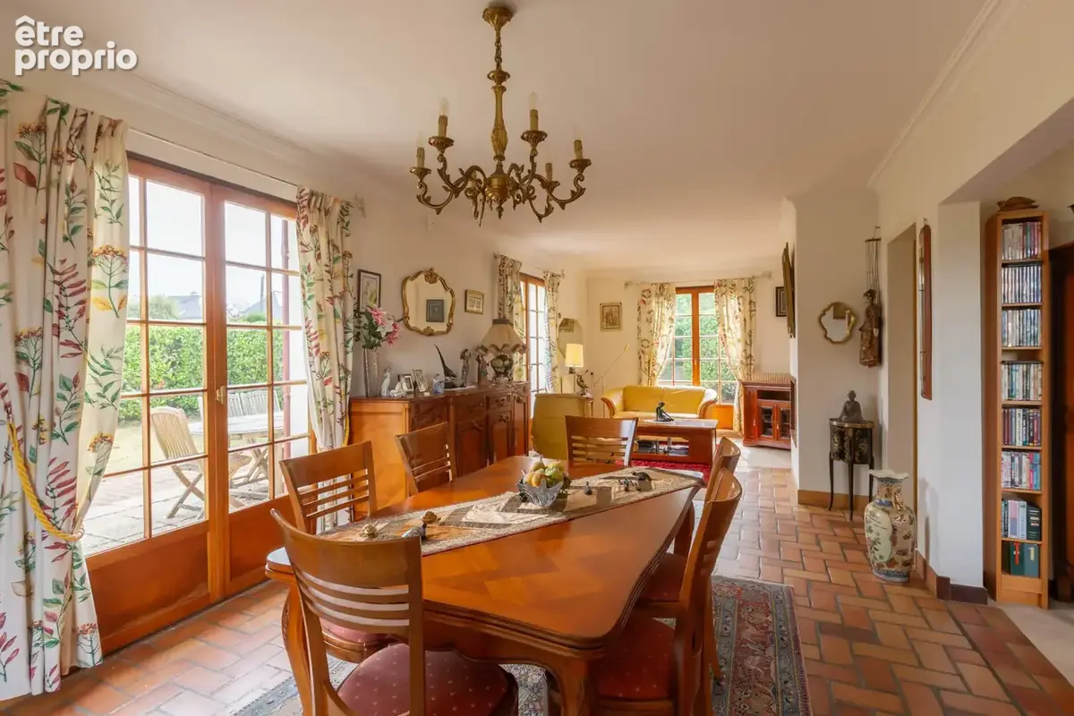 Maison de plain-pied sur 1200m² de terrain - bourg de langueux - photo 5