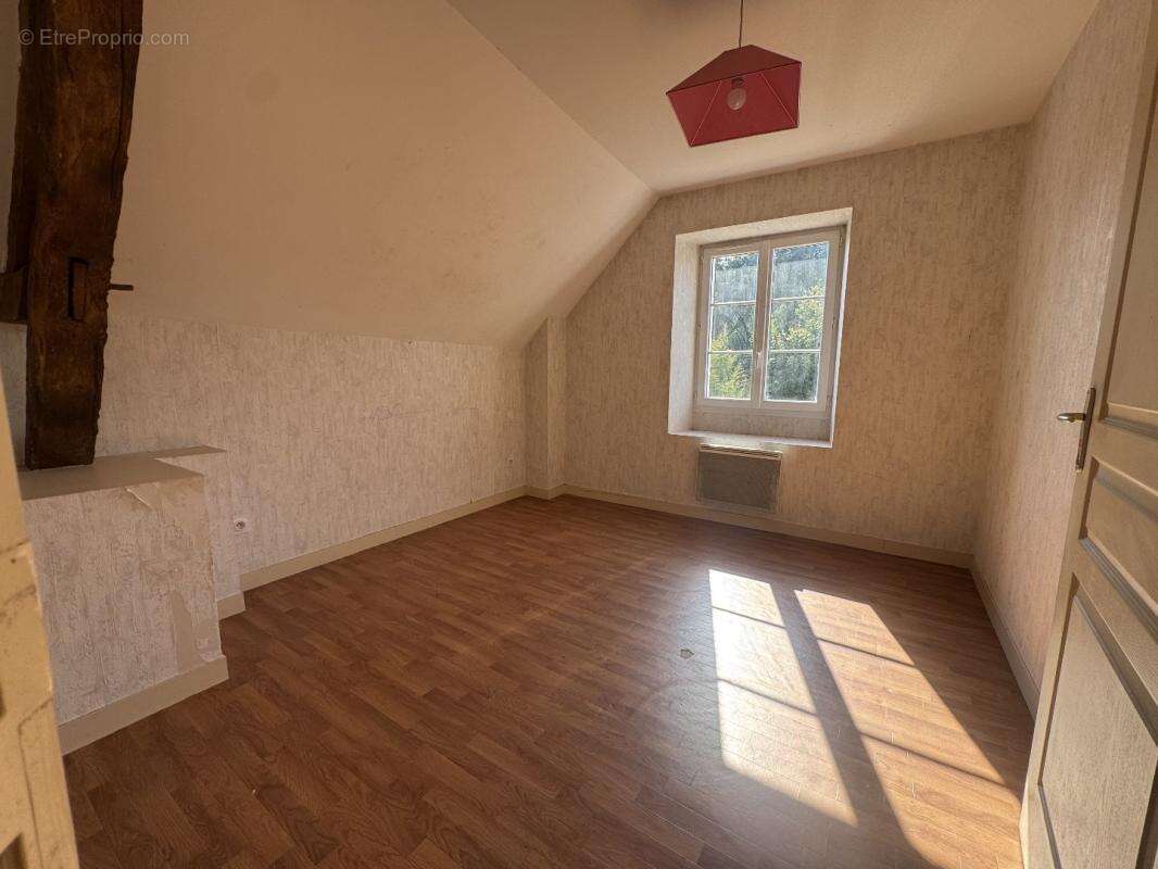 Maison 121 m² à Azay-Le-Ferron  - photo 11