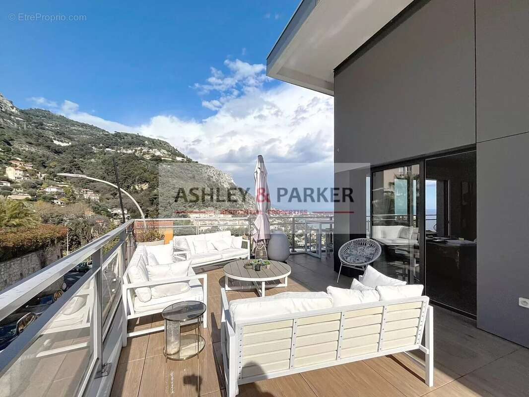 Appartement à BEAUSOLEIL