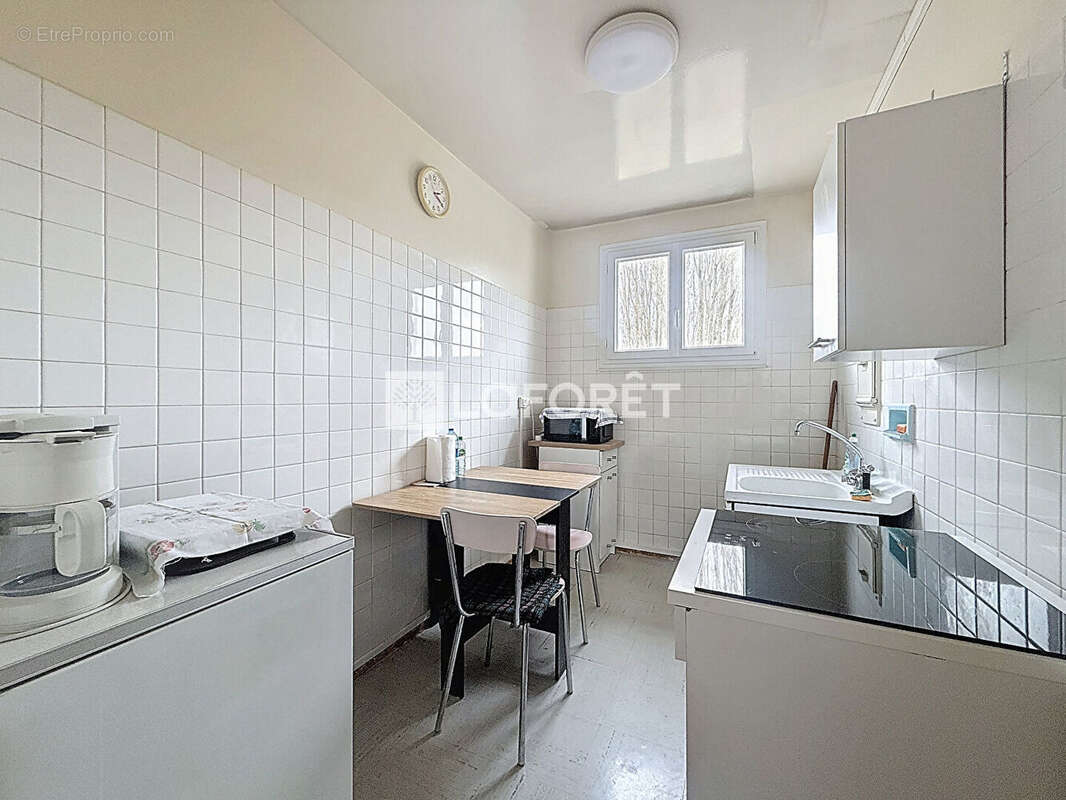 Appartement à LE PLESSIS-ROBINSON