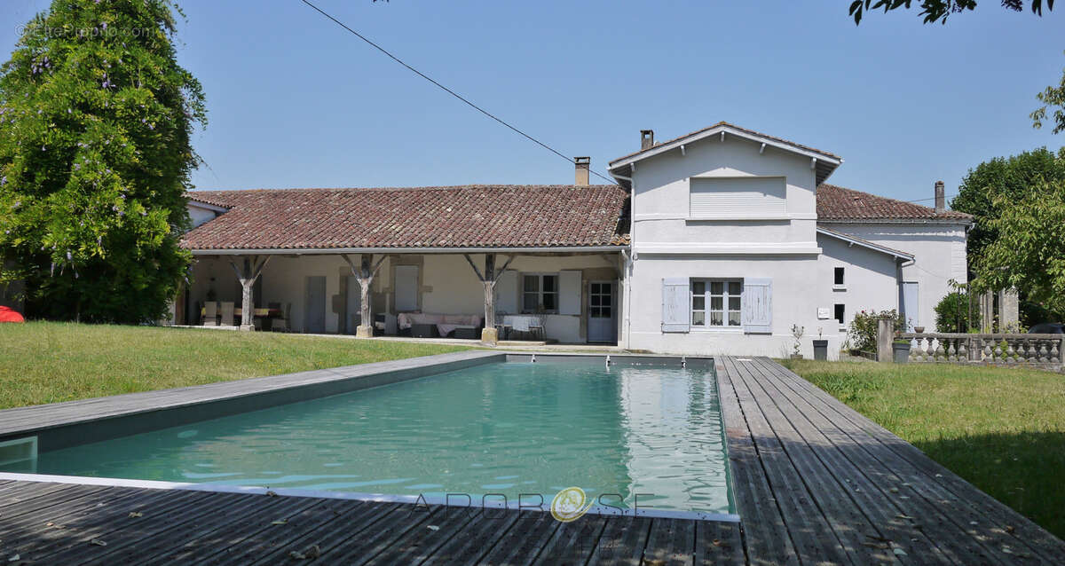 Maison à CLAIRAC