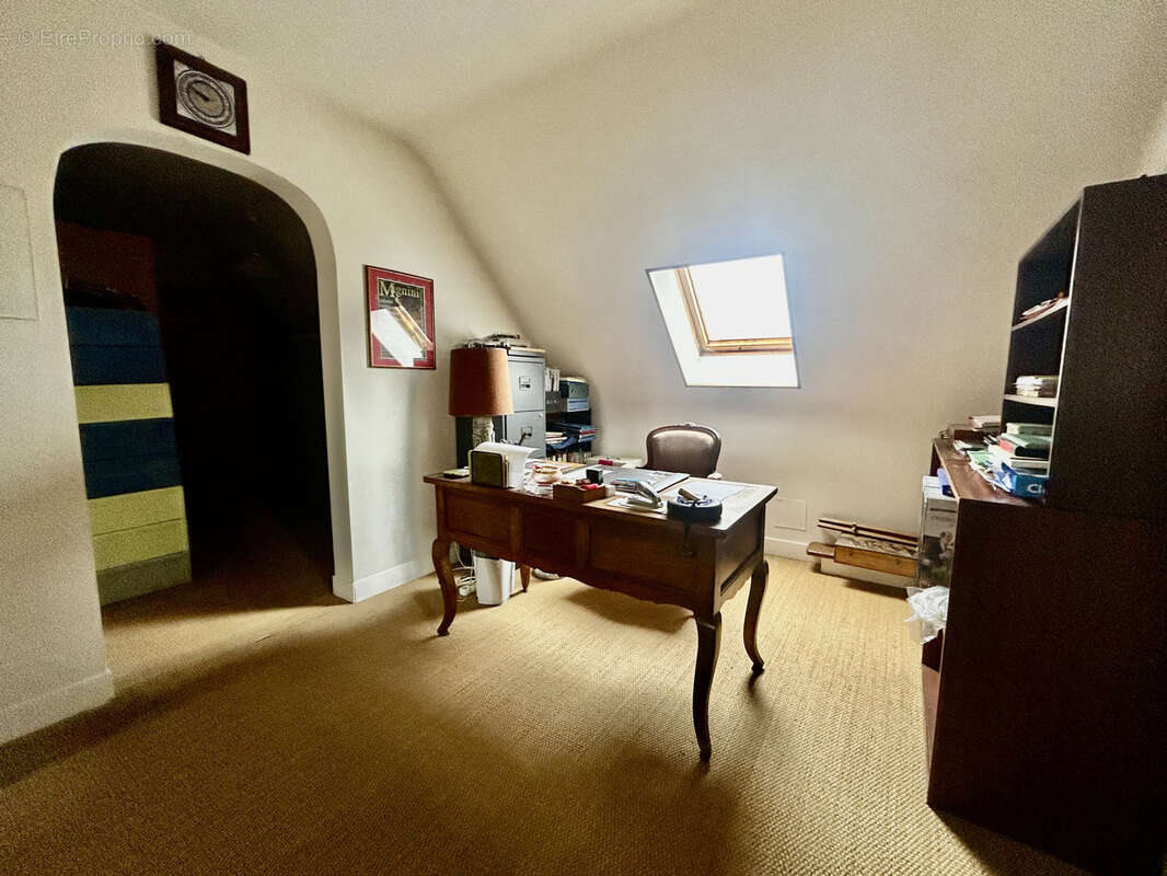 Maison à FRENEUSE