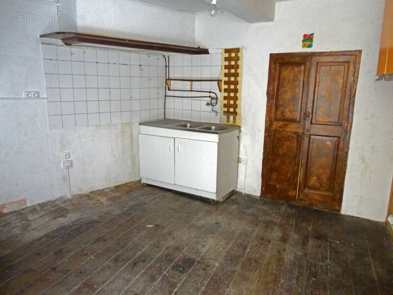 Dpt Pyrénées Orientales (66), à vendre ILLE SUR TET maison P3 de 43 m² à rénover - photo 3