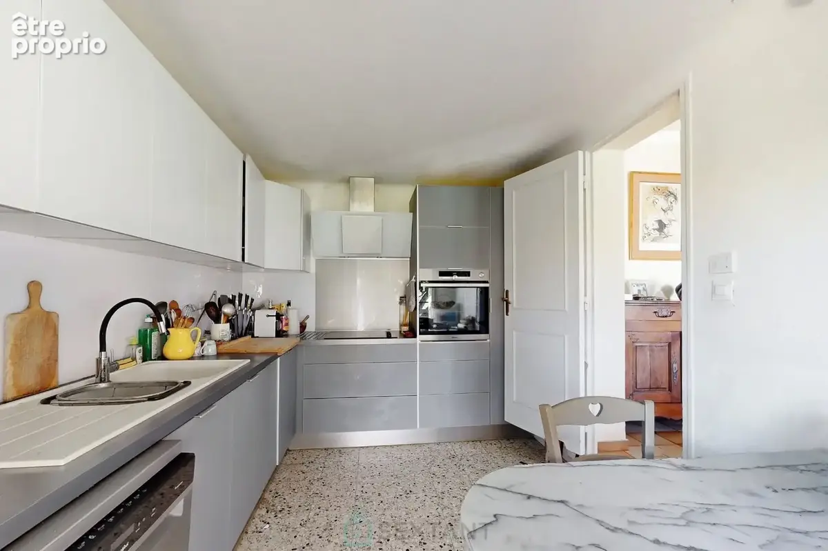 ISTRES  Maison de famille avec piscine  150 m² sur 635 m² - photo 10