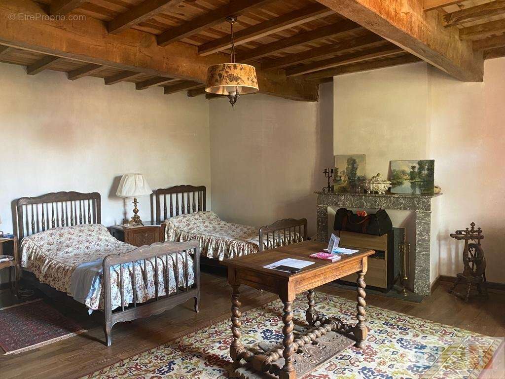 Maison à CAZARIL-TAMBOURES